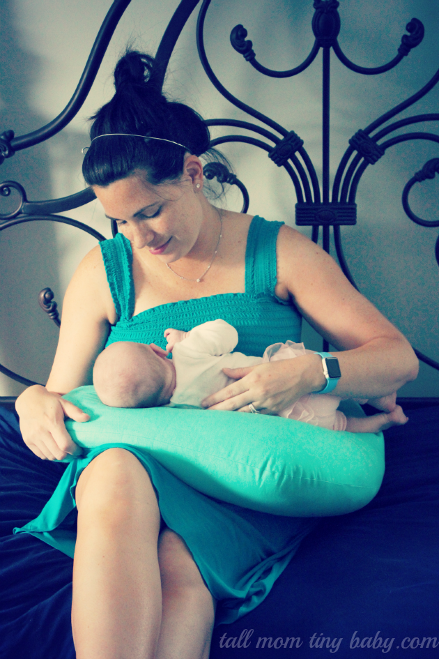 breastfeeding_lose_weight_tall_mom_tiny_baby